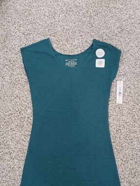 DE Collection Teal Scoop Neck Cap-Sleeve Essential Tee Size Small